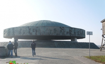  2011_11_Majdanek – miejsce pamięci_6